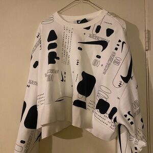 Nike crop sweatshirt